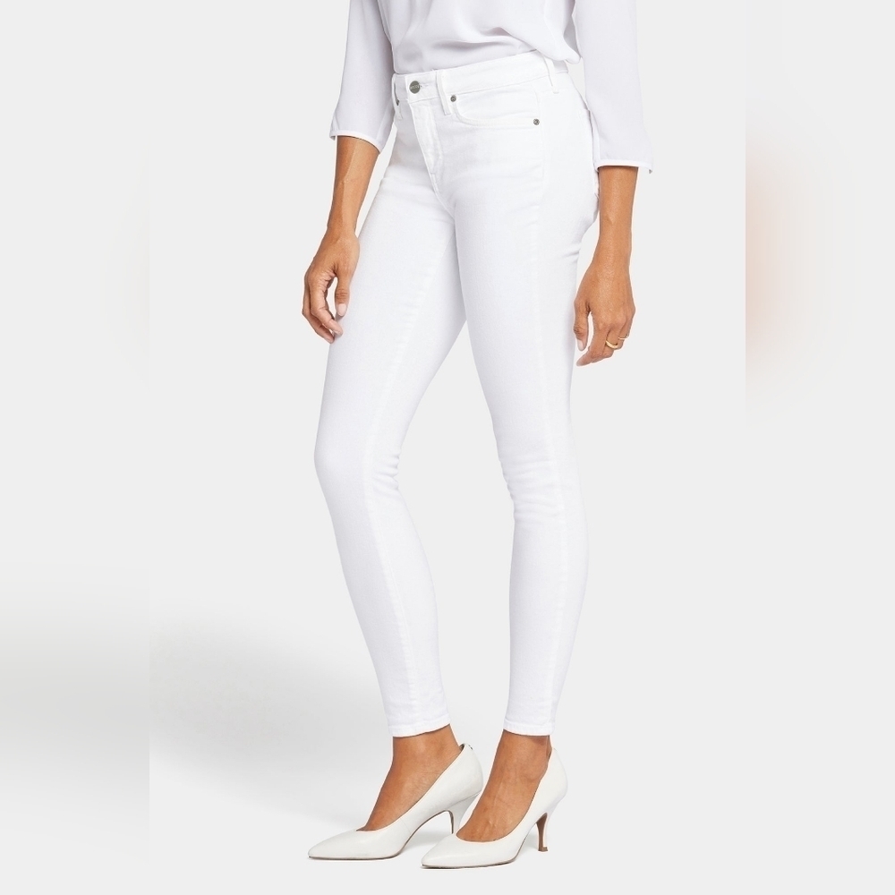 NWT NYDJ Ami Skinny Jeans in White Size Womens 14 $139